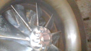 U1-074 &middot; Turbocharger compressor wheel