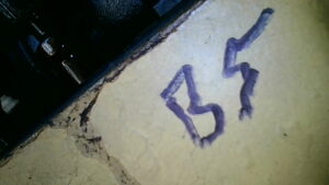 U1-024 &middot; Photographed inspection-position marking