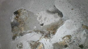U2-020 · Combustion-chamber / piston-crown view