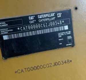 U2-087 · Caterpillar product identification plate