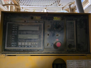 U3-004 · Caterpillar control panel