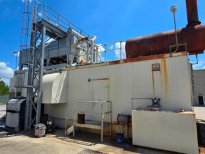 U1-082 &middot; Exterior package, side view