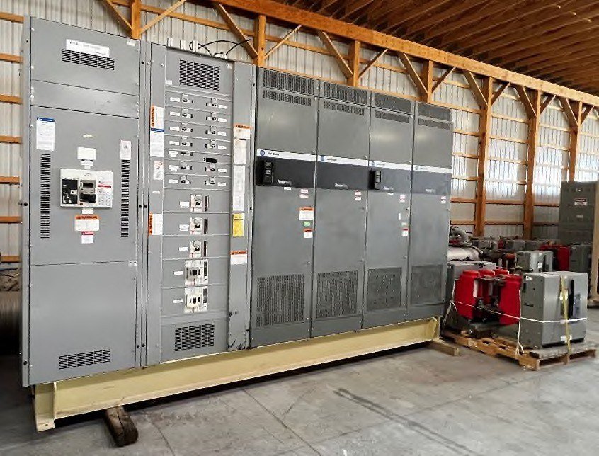 Eaton Pow-R-Line C 2,500 A switchboard