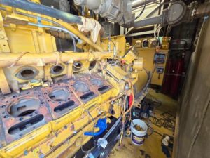 U4-005 · Partially disassembled engine bank