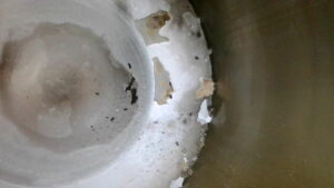 U1-032 &middot; Combustion-chamber / piston-crown view