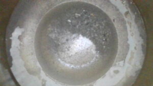 U3-052 · Combustion-chamber / piston-crown view